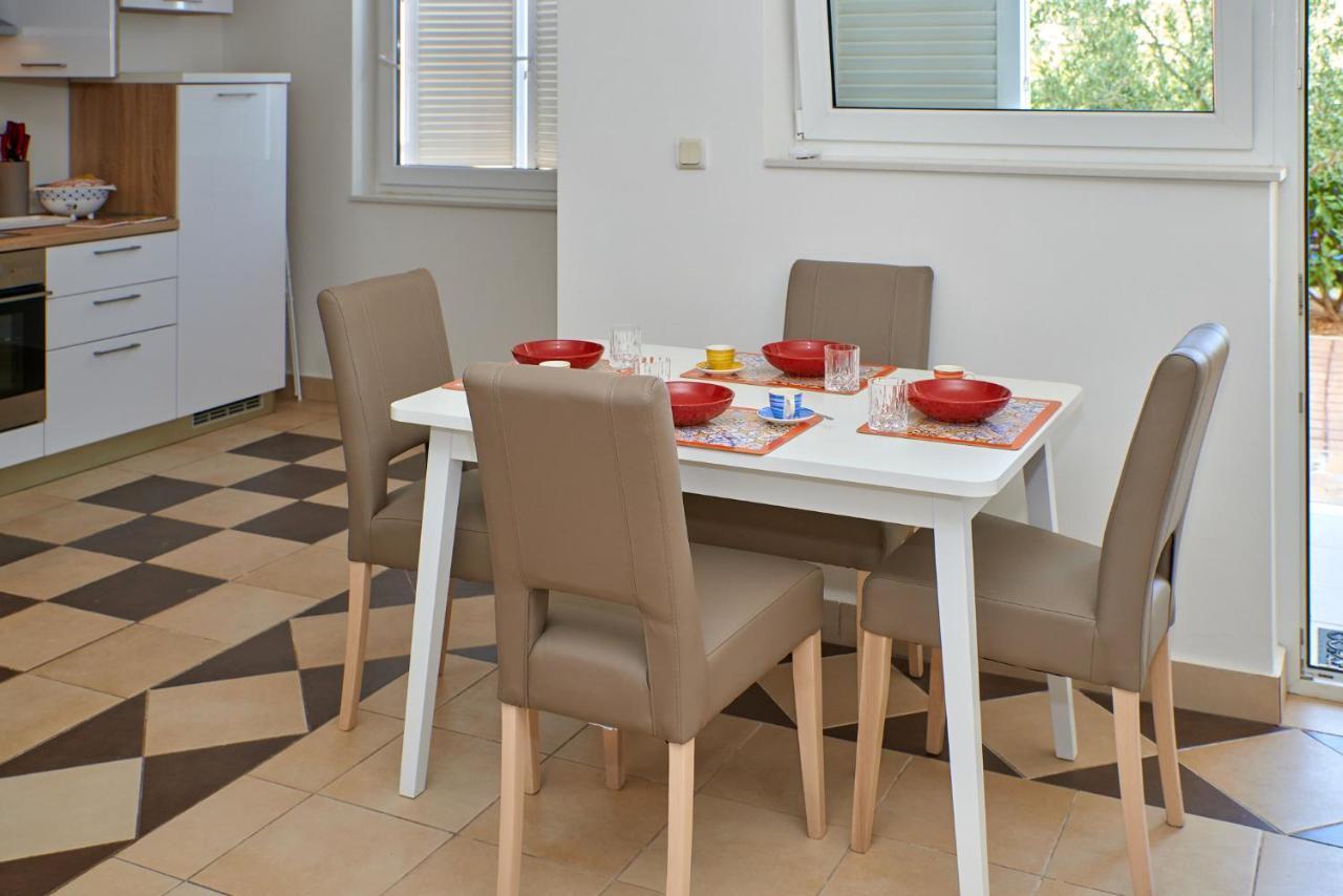 Cittanova Boutique Apartment Con Piscina Novigrad  Luaran gambar