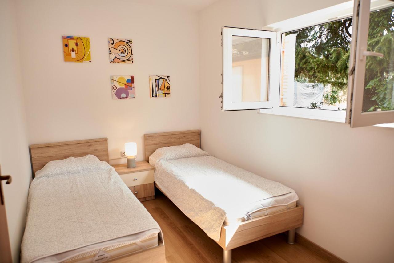 Cittanova Boutique Apartment Con Piscina Novigrad  Luaran gambar