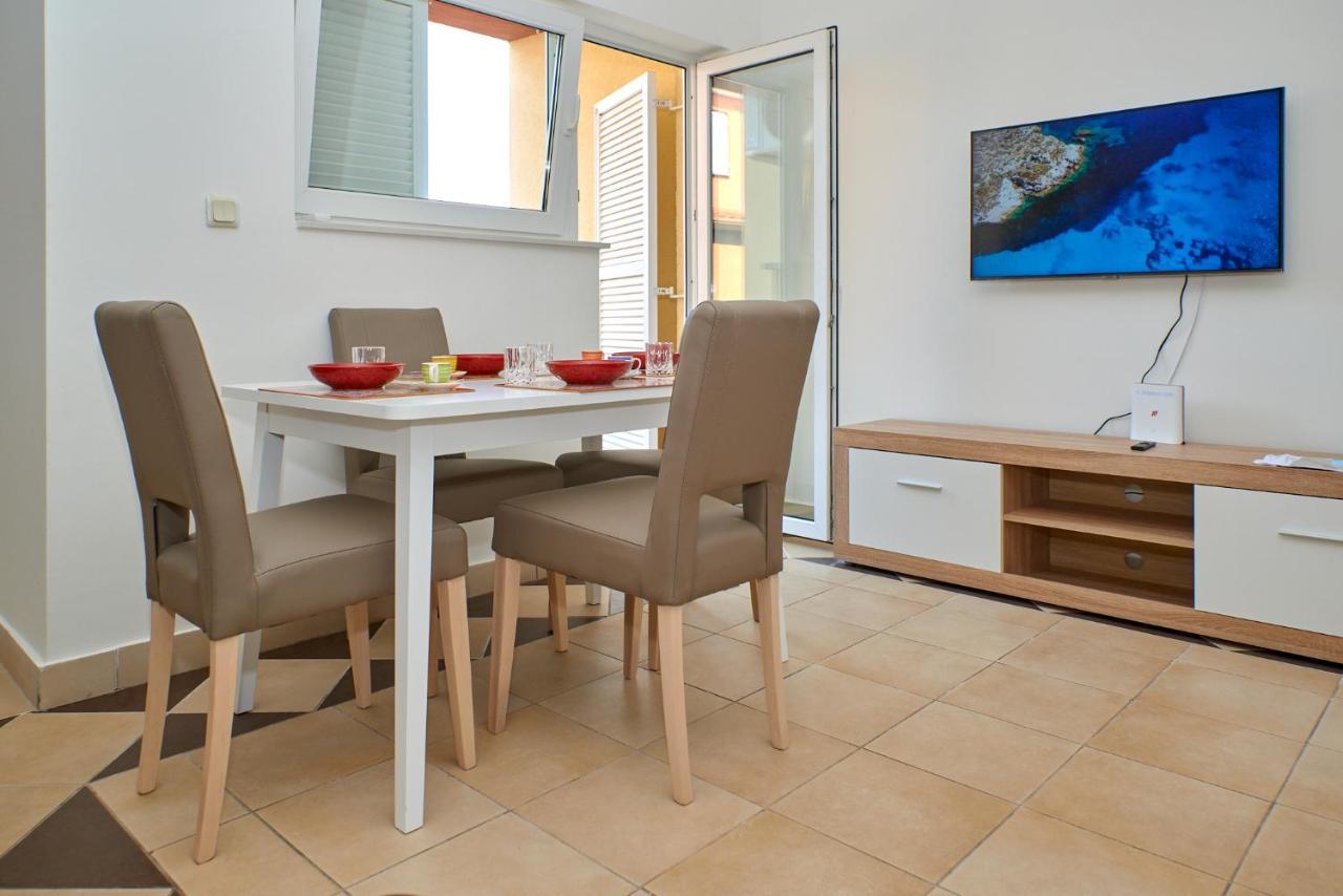 Cittanova Boutique Apartment Con Piscina Novigrad  Luaran gambar