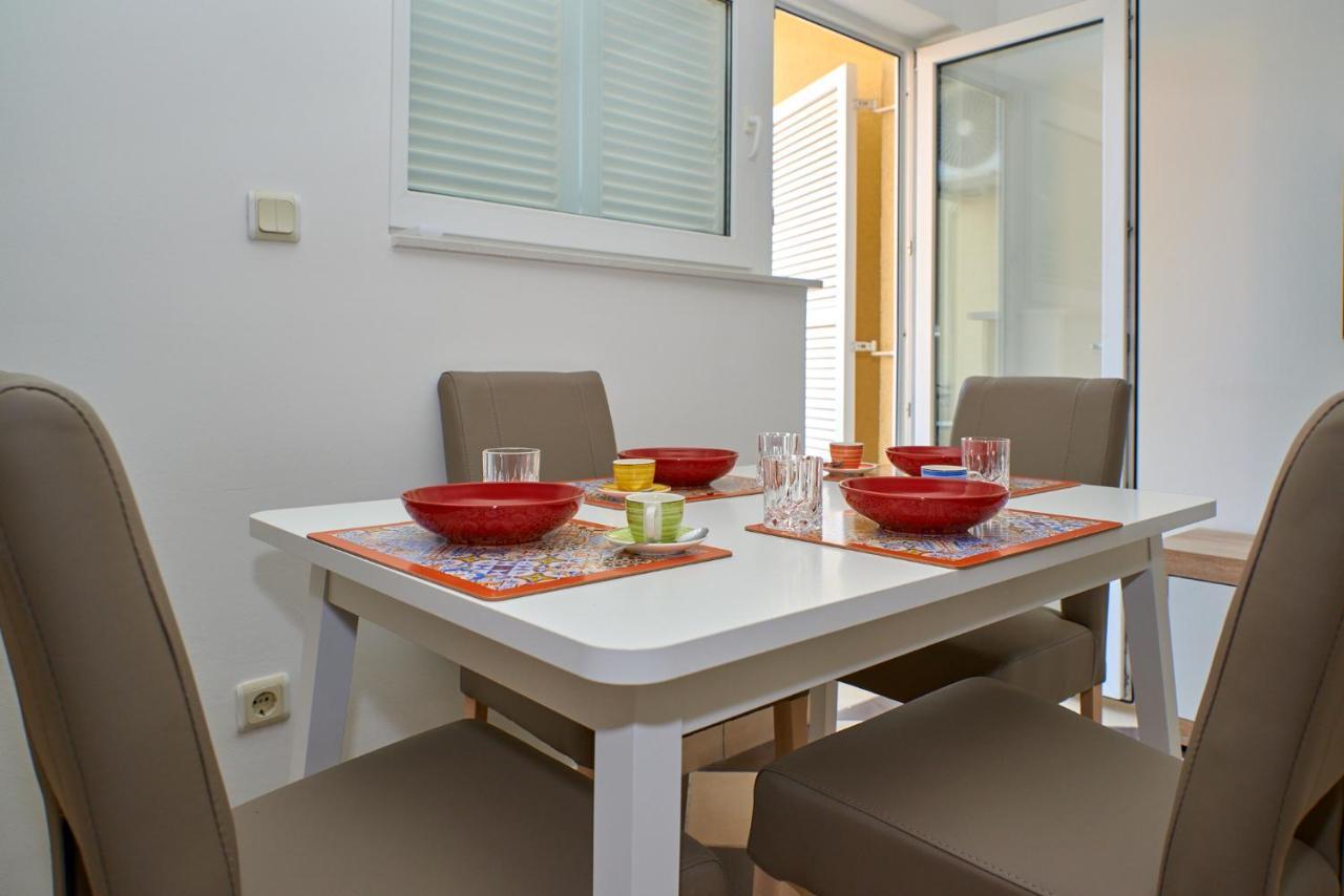 Cittanova Boutique Apartment Con Piscina Novigrad  Luaran gambar