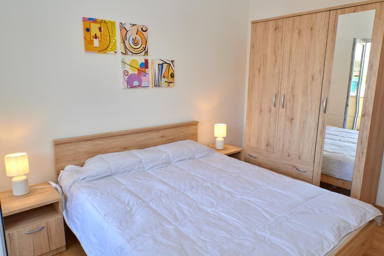 Cittanova Boutique Apartment Con Piscina Novigrad  Luaran gambar