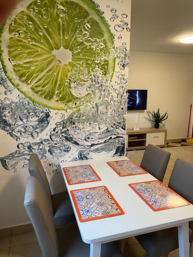 Cittanova Boutique Apartment Con Piscina Novigrad  Luaran gambar