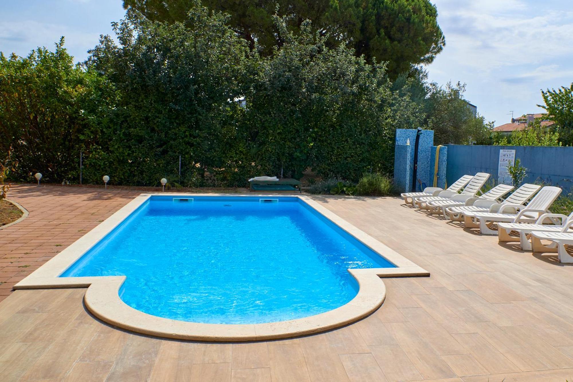 Cittanova Boutique Apartment Con Piscina Novigrad  Luaran gambar